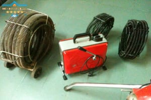 Thông cống bằng máy lò xo cho các công trình của bạn